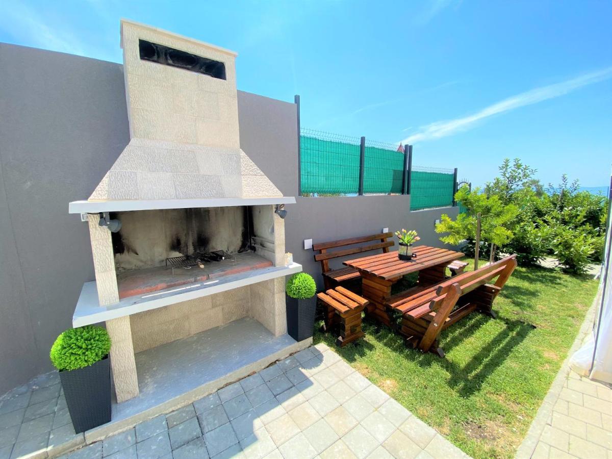 Lux Apartment Sea Shell With Jacuzzi Makarska Ngoại thất bức ảnh
