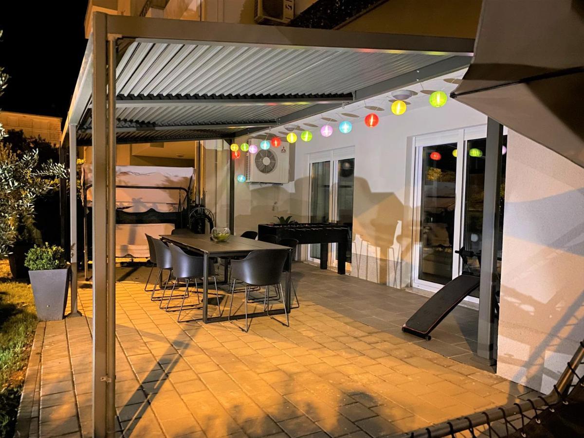 Lux Apartment Sea Shell With Jacuzzi Makarska Ngoại thất bức ảnh