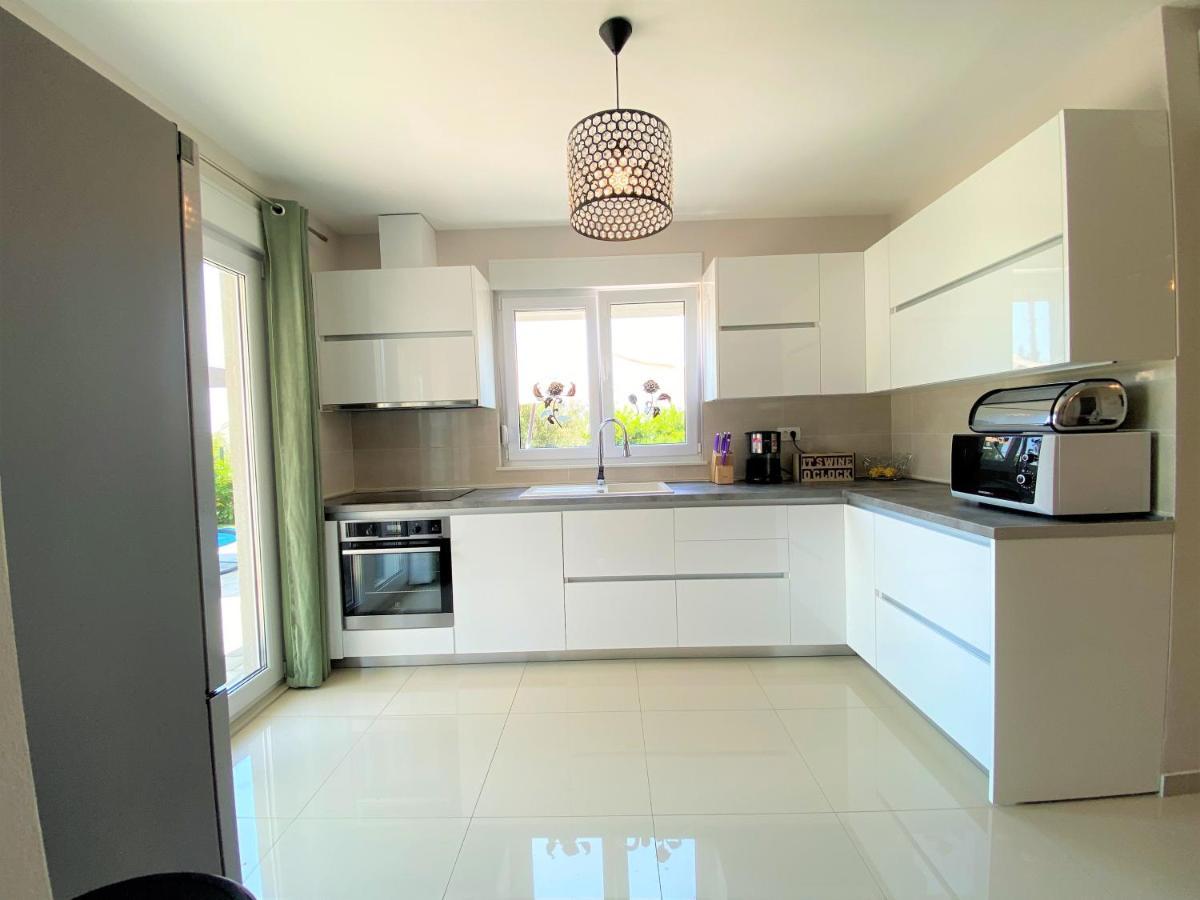 Lux Apartment Sea Shell With Jacuzzi Makarska Ngoại thất bức ảnh
