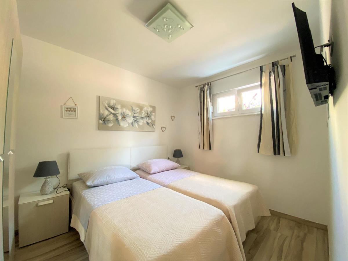Lux Apartment Sea Shell With Jacuzzi Makarska Ngoại thất bức ảnh