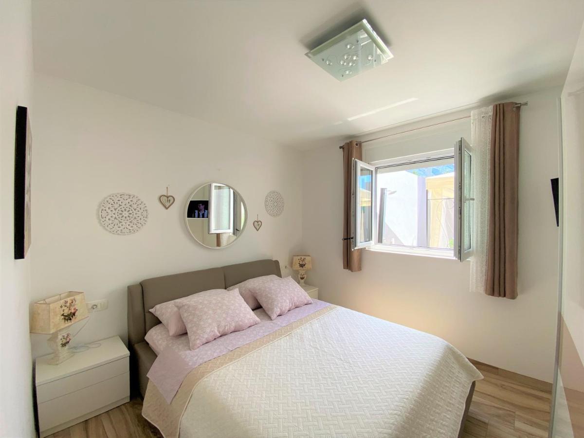 Lux Apartment Sea Shell With Jacuzzi Makarska Ngoại thất bức ảnh