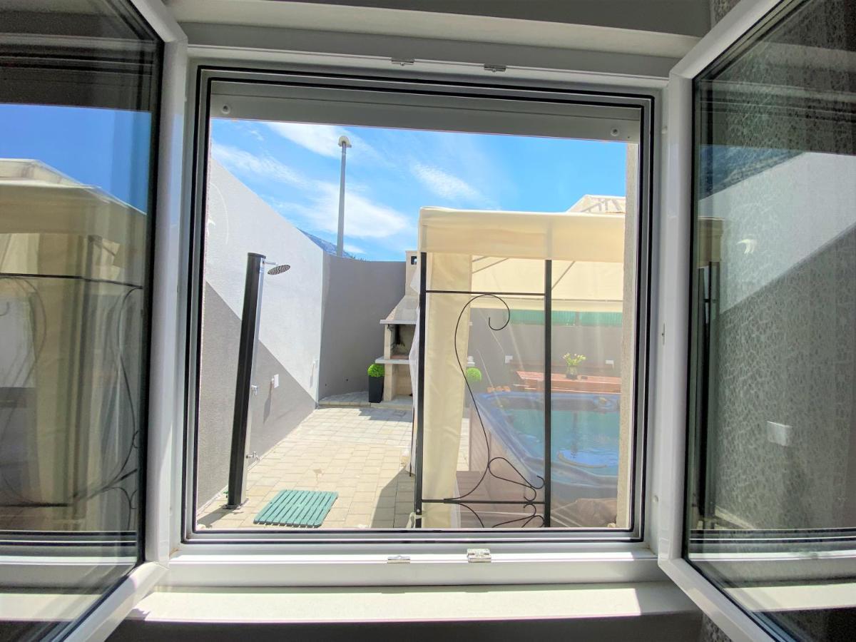 Lux Apartment Sea Shell With Jacuzzi Makarska Ngoại thất bức ảnh